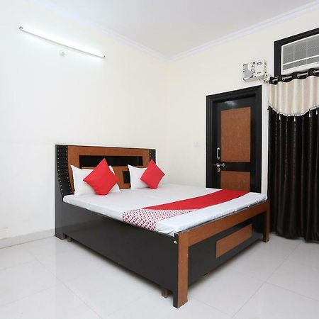 OYO 40446 Yas Residency Hotel Alīgarh Exterior foto