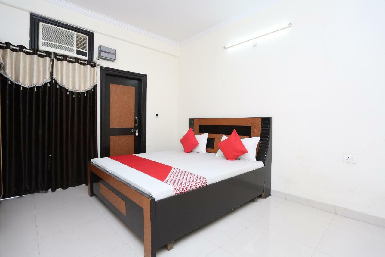OYO 40446 Yas Residency Hotel Alīgarh Exterior foto
